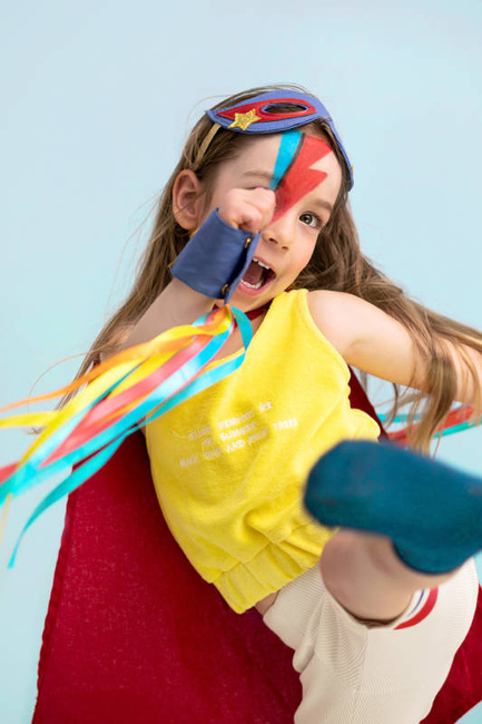 Kredki do malowania twarzy i ciała 12 szt.