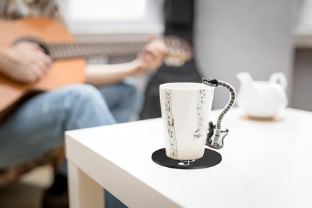 Zestaw muzyka duo - Kubek GITARA ELEKTRYCZNA CZARNA + podkładka