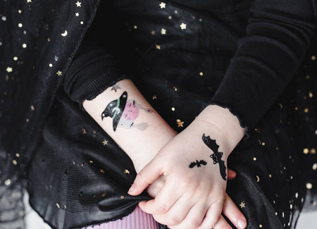 Tatuaże zmywalne wodne na halloween dla dzieci mix róż