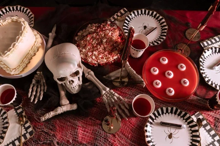 Talerzyki papierowe okrągłe pająk 23 cm 6 szt.