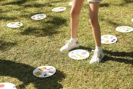 Gra rodzinna towarzyska Dobble Giant Gigant plenerowa