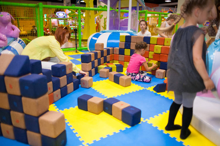 KLOCKI MAGNETYCZNE JollyHeap 100 szt. - basic (kolory do wyboru)