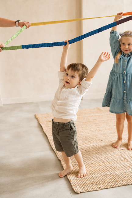 Guma sensoryczna animacyjna pastelowa AKSON