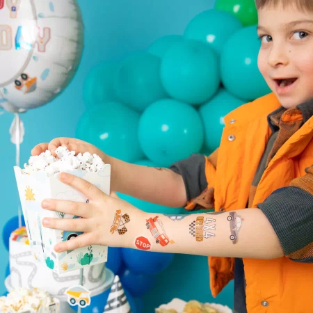 Tatuaże zmywalne wodne AUTA pojazdy 17 szt.