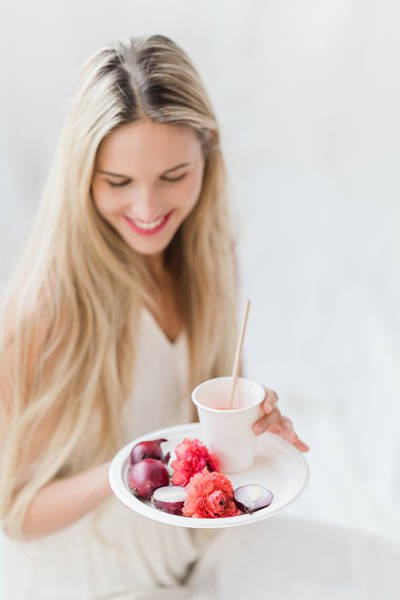 Talerzyki białe z trzciny cukrowej 22,5 cm EKO