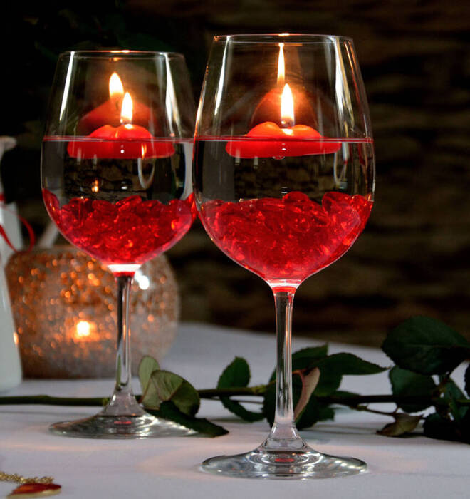 Świeczki pływające serca czerwone 6 szt.