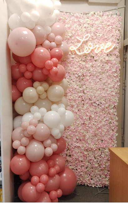 Panel dekoracyjny ścianka kwiatowa białe&różowe kwiaty