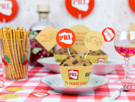 Pikery na tort muffinki PRL 6 szt.