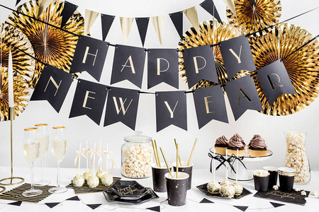 Girlanda baner czarno złoty flagi SYLWESTER 215 cm