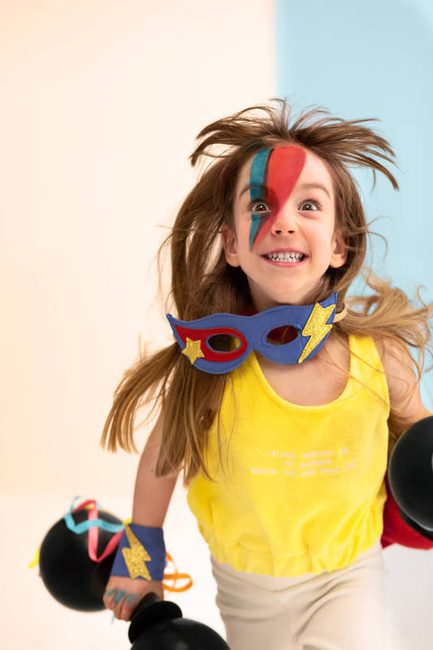 Kredki do malowania twarzy i ciała 12 szt.