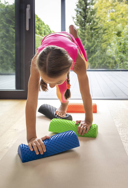 Półwałek do masażu sensoryczny czerwony 30 cm TULLO