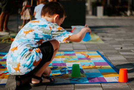 Mata Animacyjna XL Gra planszowa Węże i drabiny AKSON