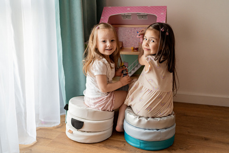 Poduszki ekoskóra ZWIERZĄTKA Rodzinki 3 cm 1 szt. AKSON