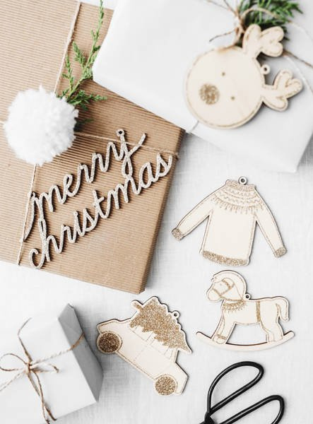Zawieszki drewniane do prezentów świąteczne MIX 10 szt.