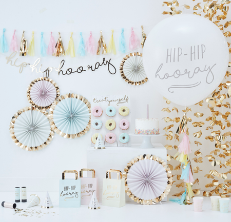 Girlanda papierowa złota Congatulations gratulacje 1,5m