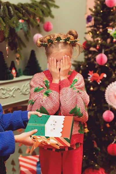 Pudełko prezentowe świąteczne MIKOŁAJ 15 x 22 cm