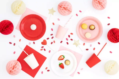 Kubeczki papierowe jednokolorowe czerwone 220ml 6 szt.