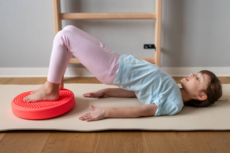 Poduszka sensoryczna 30 cm beżowa 1 szt. Tullo