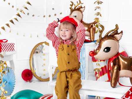 Renifer balon foliowy stojący 50x62 cm