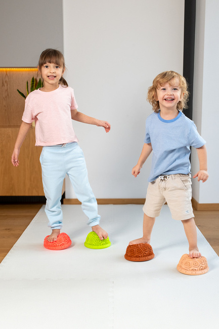 Półkula sensoryczna do masażu ŻÓŁW brązowa 1 szt. Tullo