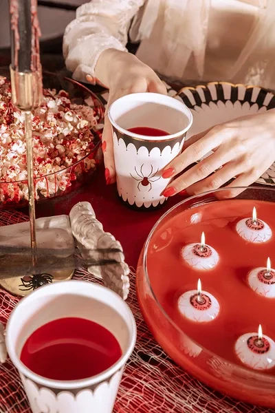 Kubeczki papierowe Pająk 400 ml 6 szt.