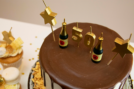 Zestaw świeczek na tort 50 urodziny złote 6 szt.