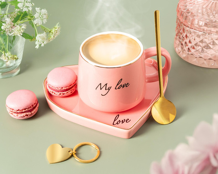 Zestaw upominkowy dla kobiet - filiżanka z podstawką, łyżeczką i brelokiem