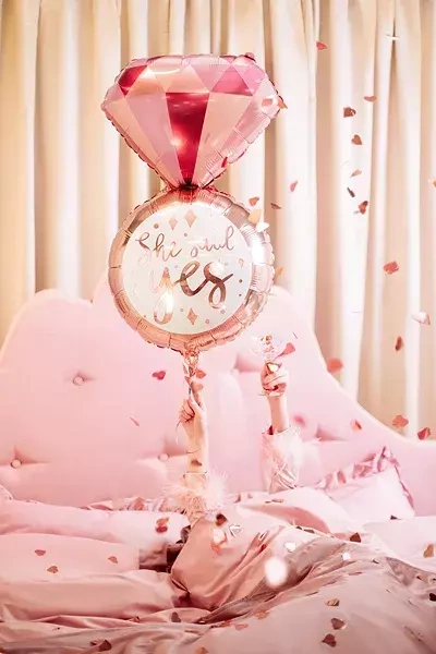 Balon foliowy Pierścionek zaręczynowy różowy 41 x 72 cm