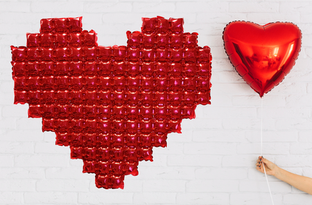 Ściana balonowa serce czerwone 57 cali