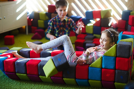 KLOCKI MAGNETYCZNE JollyHeap 50 szt .- medium (kolory do wyboru)