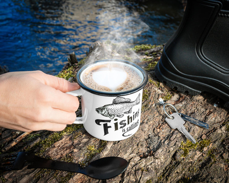 Zestaw upominkowy dla wędkarza - kubek emaliowany, multiniezbędnik i brelok