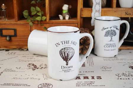 Porcelanowy kubek retro - in the sky