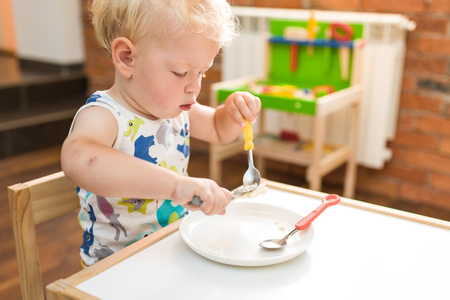 Sztućce małego mechanika