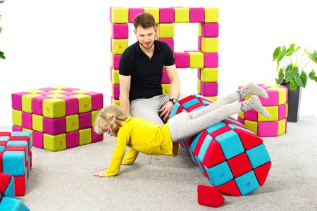 KLOCKI MAGNETYCZNE JollyHeap 100 szt. - creative (kolory do wyboru)