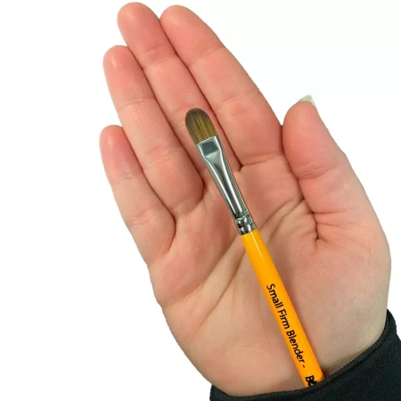 Pędzel do malowania twarzy i ciała BOLT Brushes - Small FIRM Blender 3/8 inch