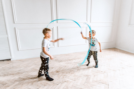 Wstążka gimnastyczna 3m