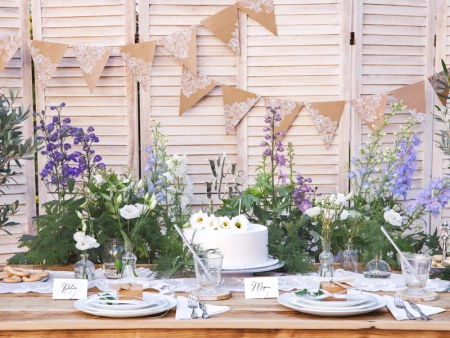 Stojaki na winietki serca srebrne 2,5 cm zestaw 10 szt.