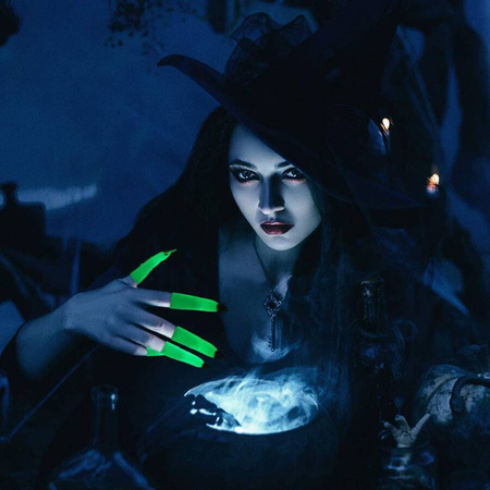 Pazury Czarownicy Nakładki na paznokcie świecące w ciemności 10 szt.