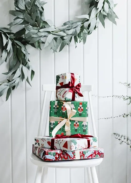 Papier ozdobny ŚWIĄTECZNY do pakowania prezentów 70x200 cm