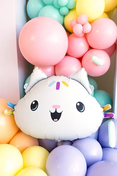 Balon foliowy Koci Domek Gabi Łakotek 67 x 43 cm