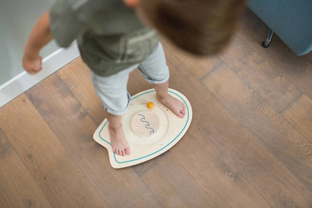 Deska balansująca z kulkami Drewniana 48 cm