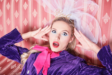 Opaska BRIDE złota Z WELONEM wieczór panieński