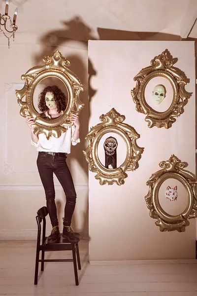 Maska Czaszka świecąca w ciemności 14.5x18cm