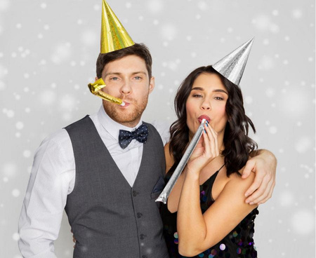 Czapeczki papierowe holograficzne Czarne Złote i Srebrne 5 szt. na Sylwestra