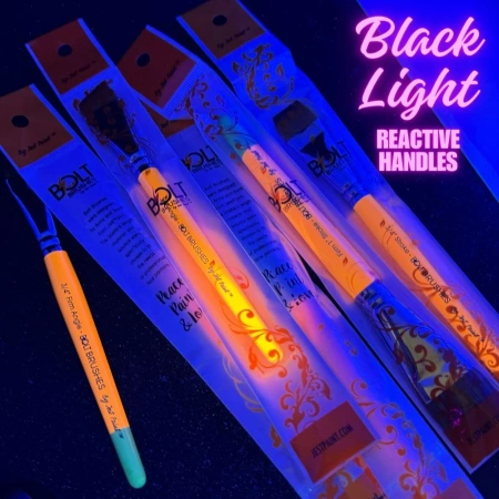 Pędzel do malowania twarzy i ciała BOLT Brushes - FIRM 3/4 inch Stroke