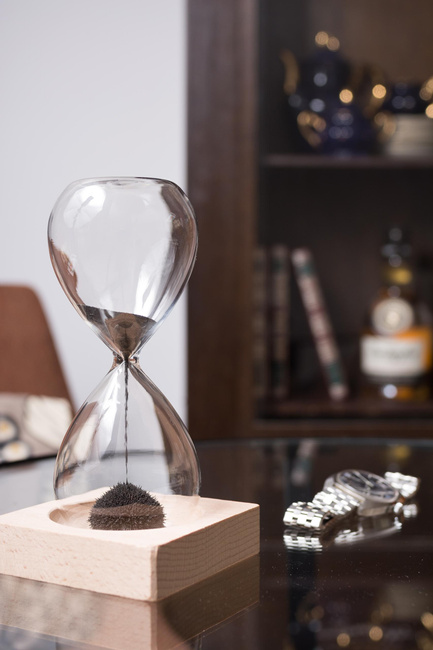 Magnetyczna klepsydra