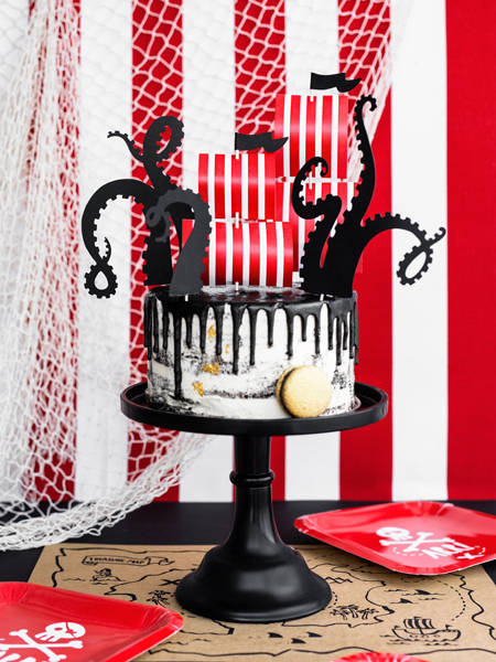 Talerzyki papierowe PIRACI czerwone 20 cm 6 szt.