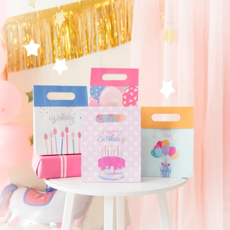 Torebka prezentowa urodzinowa Happy Birthday 32x26x10 cm MIX wzorów