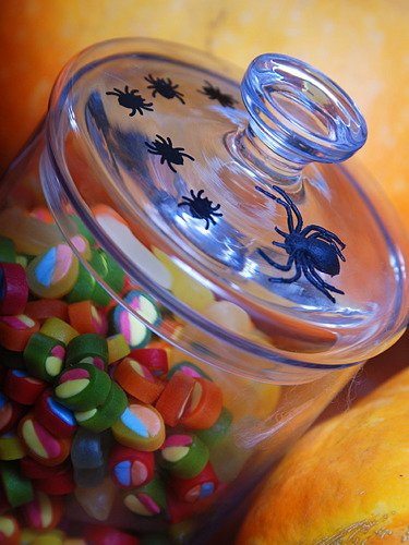 Konfetti Pająki 1,2 x 1,2 cm 15g Halloween