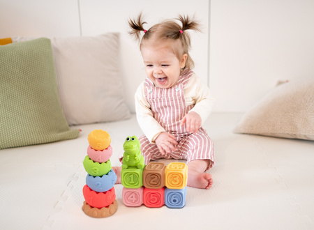 Klocki sensoryczna i piramidka zestaw edukacyjny Montessori